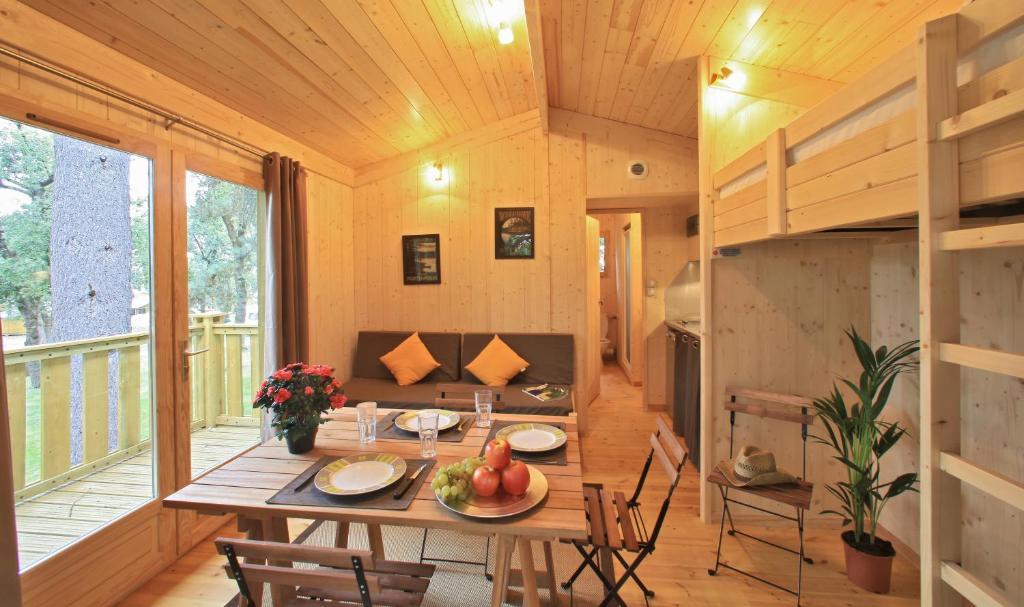 Albirondack Camping Lodge & Spa Rum bild