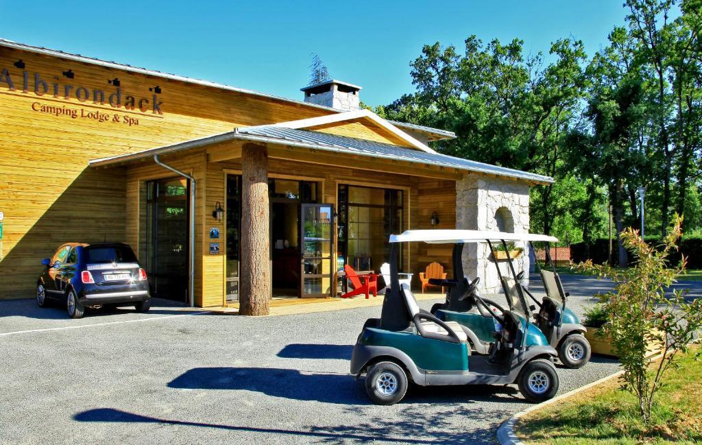 Albirondack Camping Lodge & Spa Exteriör bild